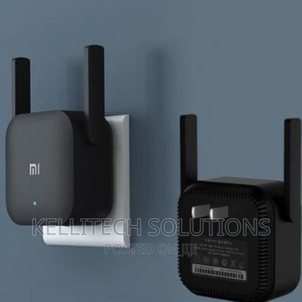 Mi Wifi Internet Booster/Repeater · Photo 4