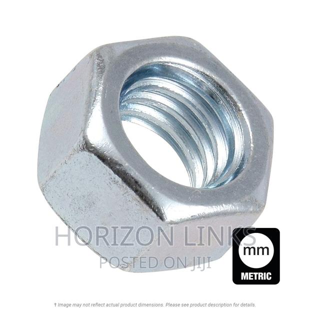 934 M20 Nut