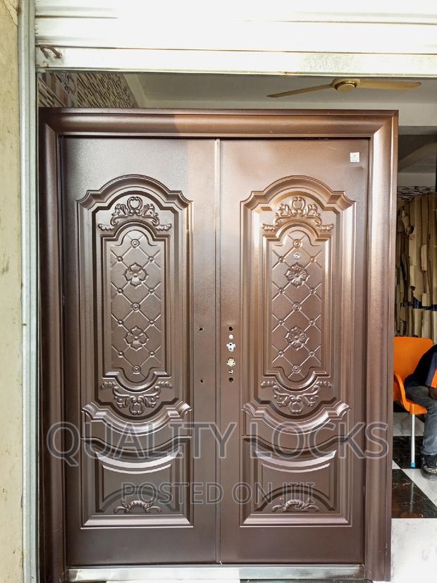 Double Locks Steel Door · Photo 2