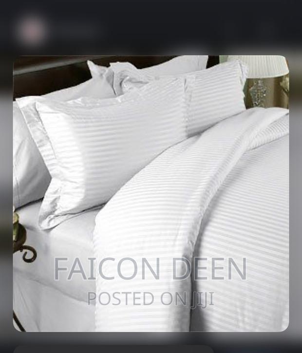 Highest Quality Cotton Stripped 7 Pieces Heavy Duvet Set · Photo 2