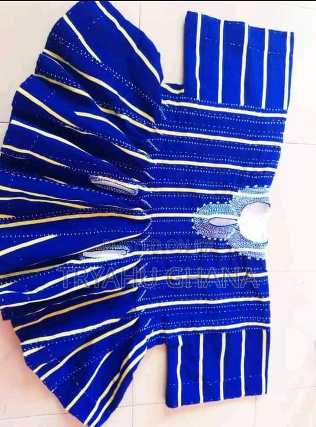 Order All Your Favorite Original Northern Hand-Made Smock · Photo 4