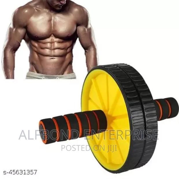 AB Wheel Total Body Exerciser · Photo 4
