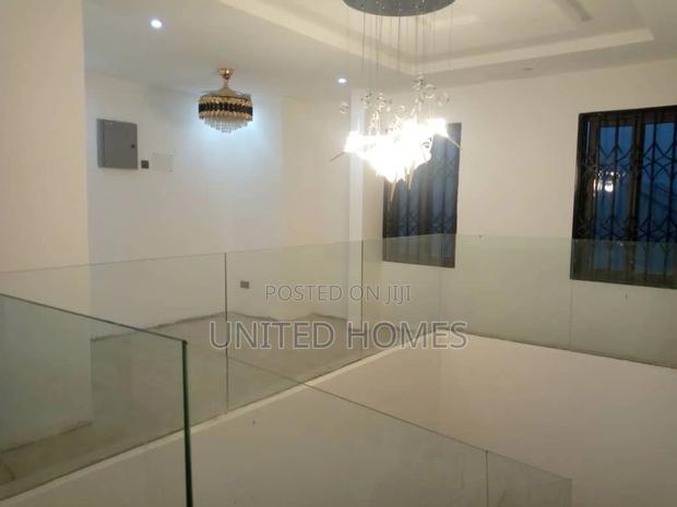 4bdrm House in Ashomang Estate for sale · Photo 4