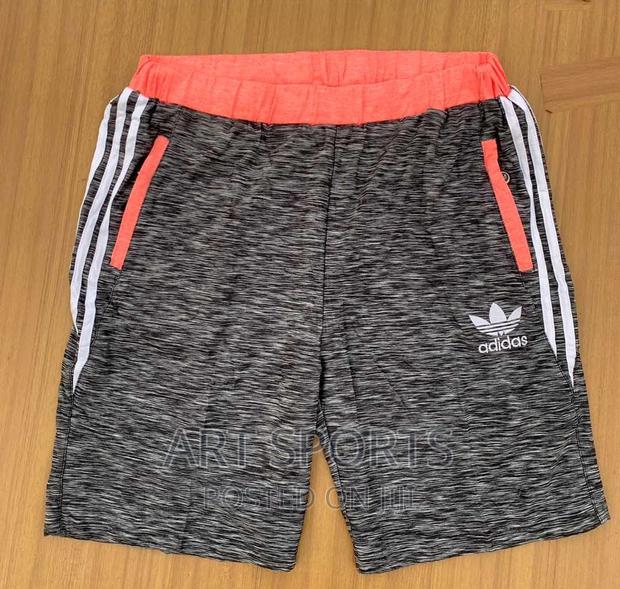 Adidas Shorts · Photo 4