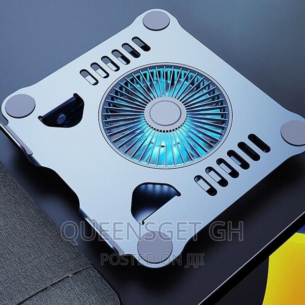 Rotating Laptop Stand With Single Cooling Fan · Photo 4