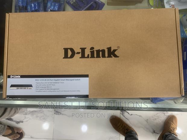 24 Port Poe Smart Managed Switch · Photo 2