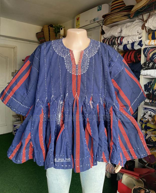 Men’S Smock · Photo 3