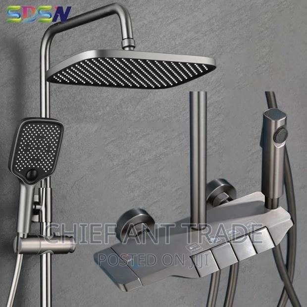 Piano Shower. 4 Flow. Hot Cold. Silver · Photo 4