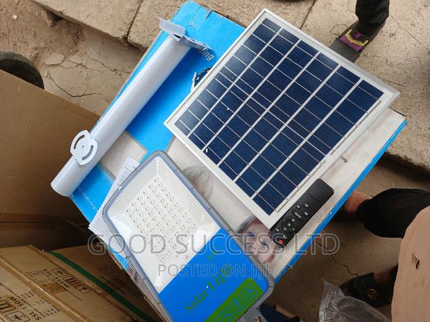 150w Solar Street Light · Photo 4