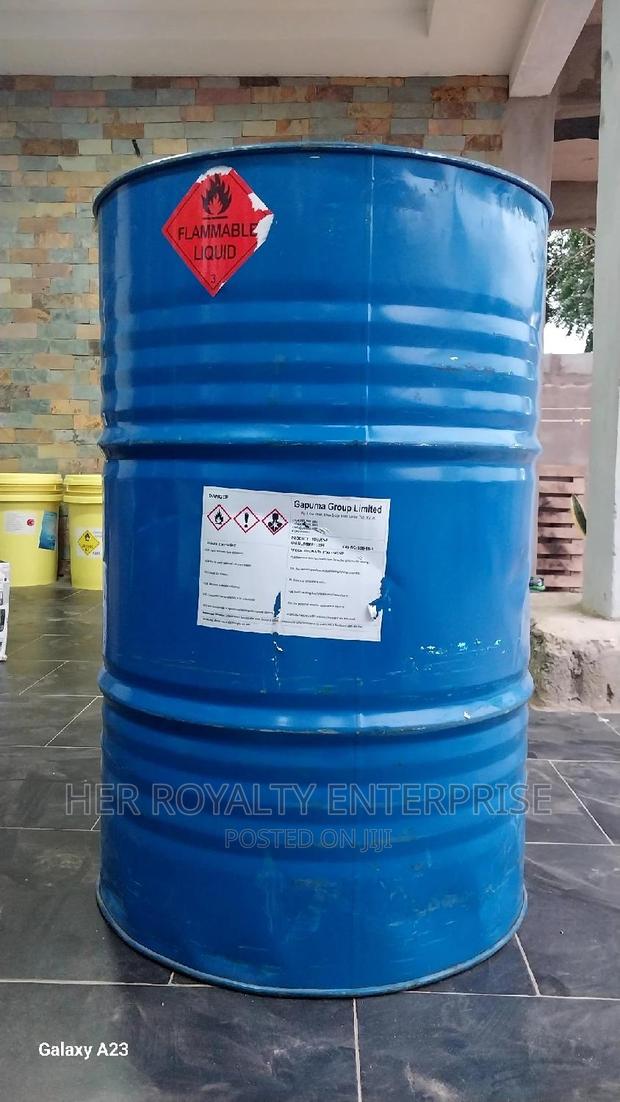 Toluene 174kg · Photo 3