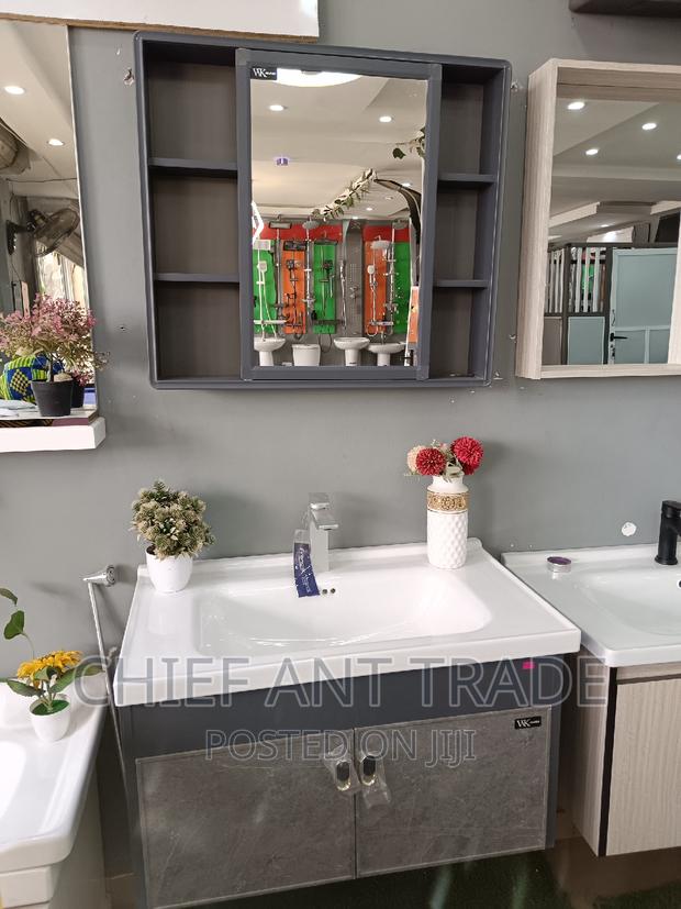 Cabinet Basin With Mirror. Dark Ash · Photo 2