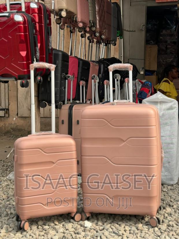 Two Set Anticrake Luggages Travel Bags: Large Small Sizes · Photo 2