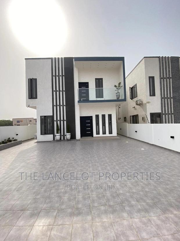 5bdrm House in East Legon for sale · Photo 1