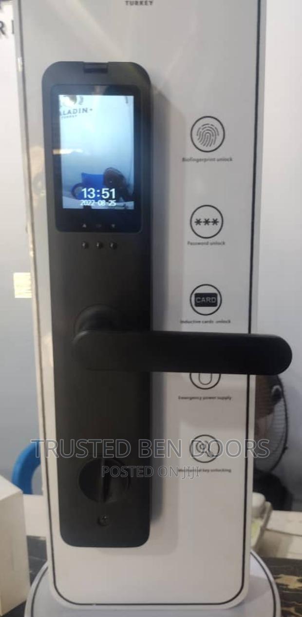 Quality Paladin Biometric Video Camera Smart Locks · Photo 2