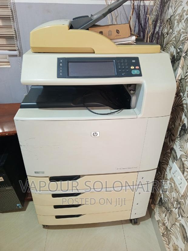 Hp Laserjets 6030 · Photo 3