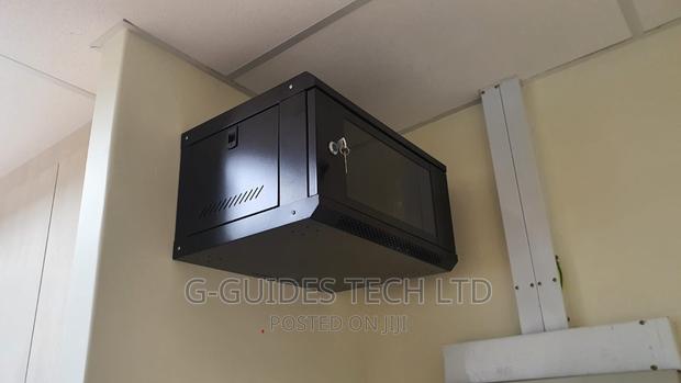 6u Cabinet 520x400x350mm With Extension Board, Fan and Tray · Photo 4