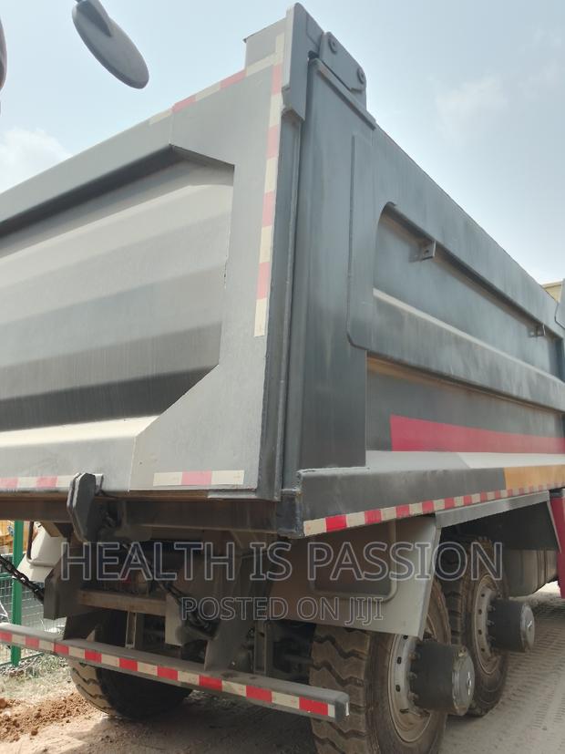 Brand New Heavy Duty Dump Truck for Miners Construction photo 8