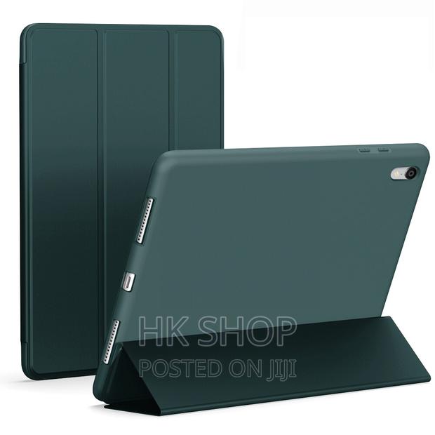 Apple iPad Air 5 (2022) Smart Cover Case · Photo 4