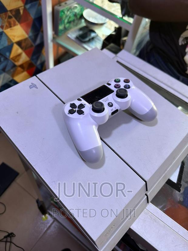 PS4 Hot Deals Fc27 and 10 More Games · Photo 3