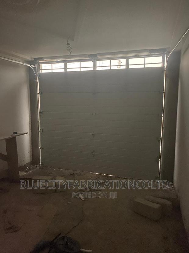 10ft X8ft AA+ America Garage Door photo 2