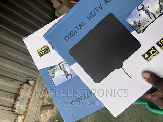 Unwrap and Plug Indoor Digital Antenna · Photo 2