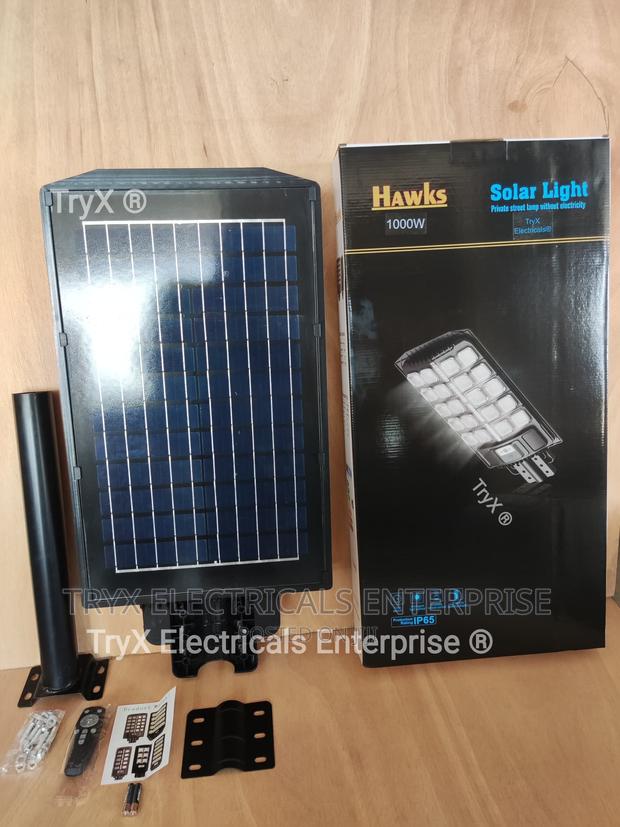 1000W Starlink Solar Street Light · Photo 4