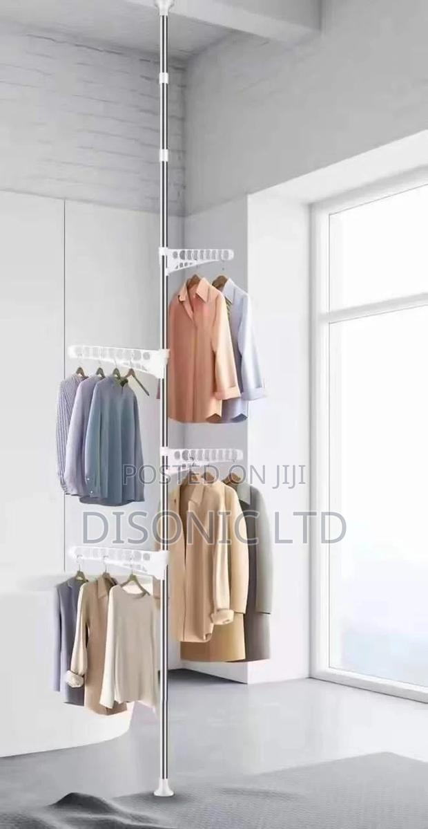 Cloth Rack for Homes Boutiques · Photo 2