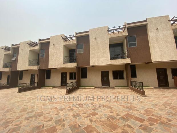 Furnished 2bdrm Apartment in Green Court, East Legon for rent