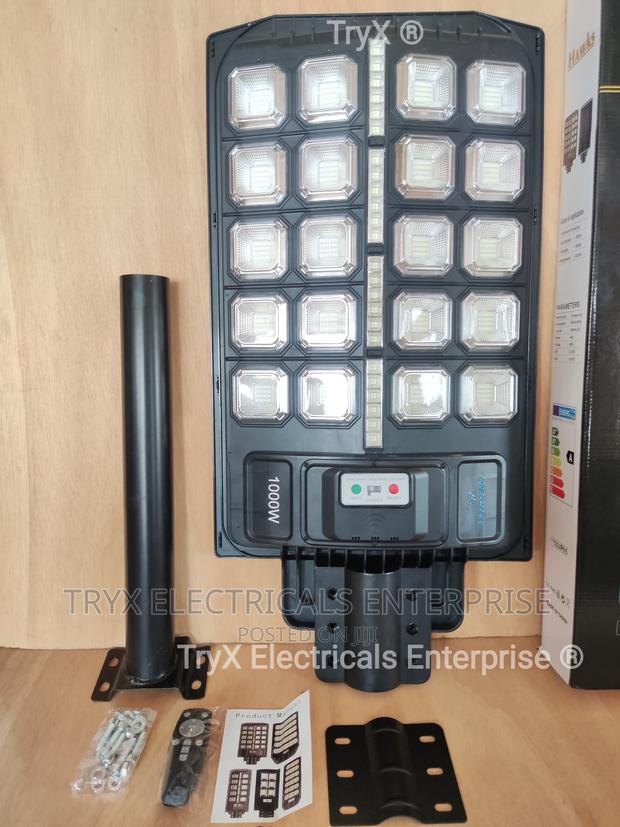 1000W Solar Street Light (LY400) · Photo 3