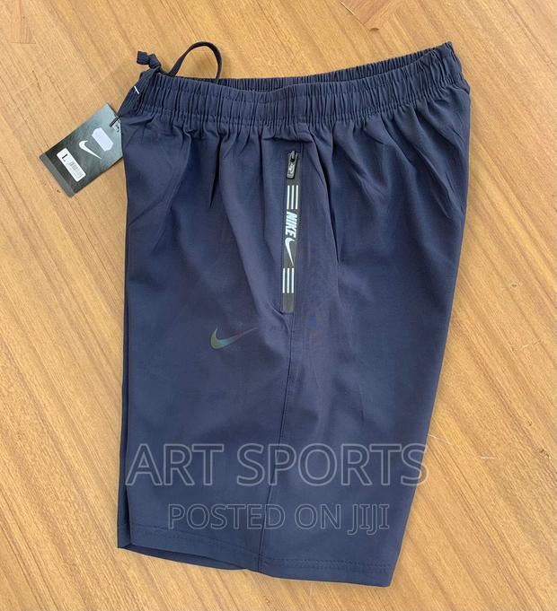 Nike Shorts · Photo 4