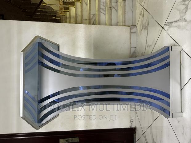Glass Pulpit · Photo 4
