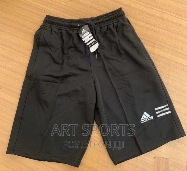 Adidas Shorts · Photo 4