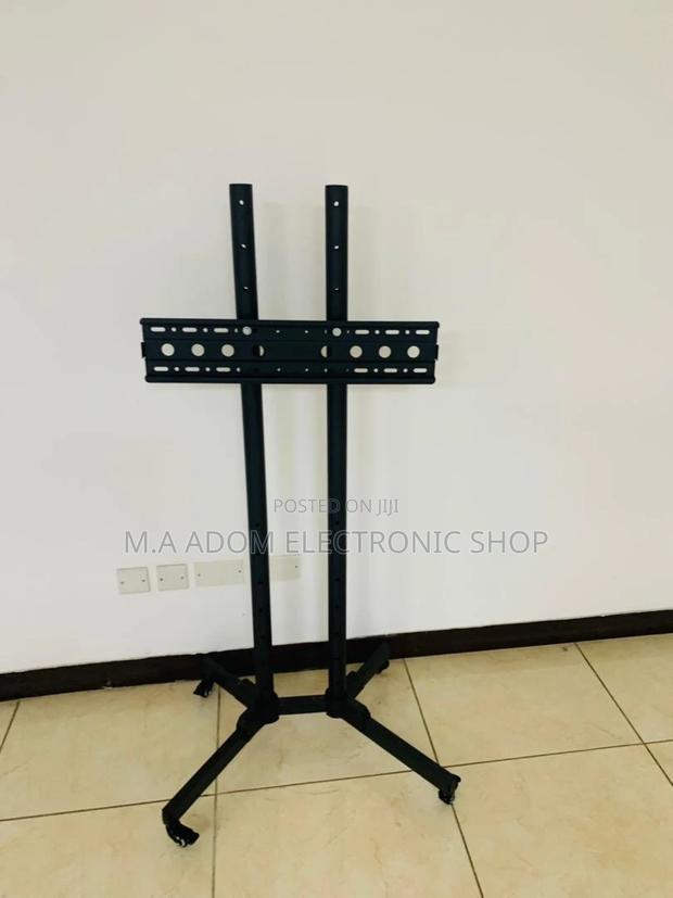 Classic Moveable Tv Trolly for 32” to 70 Inch(Black). · Photo 2