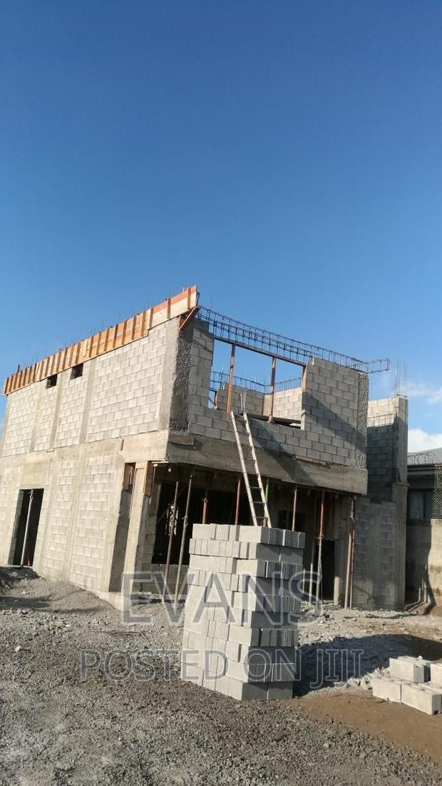 Action Foreman · Photo 4