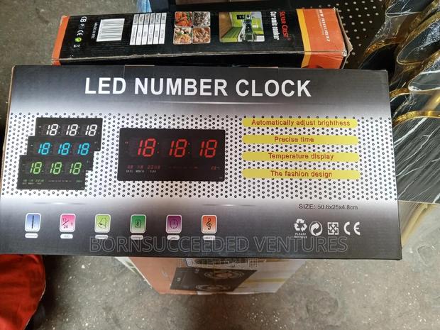 Led Number Digital Clock · Photo 2