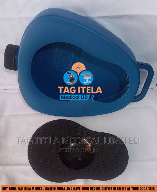 Bed Pan (Plastic) · Photo 3