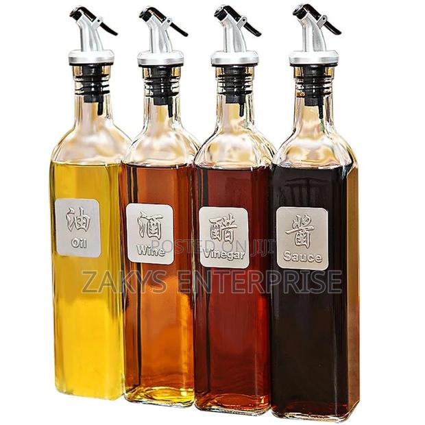 Oil Glass Dispenser Set With Spices Jars · Photo 4