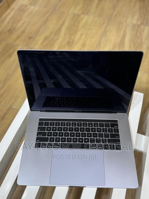 Laptop Apple MacBook Pro 2018 16GB Intel Core i7 SSD 512GB · Photo 4