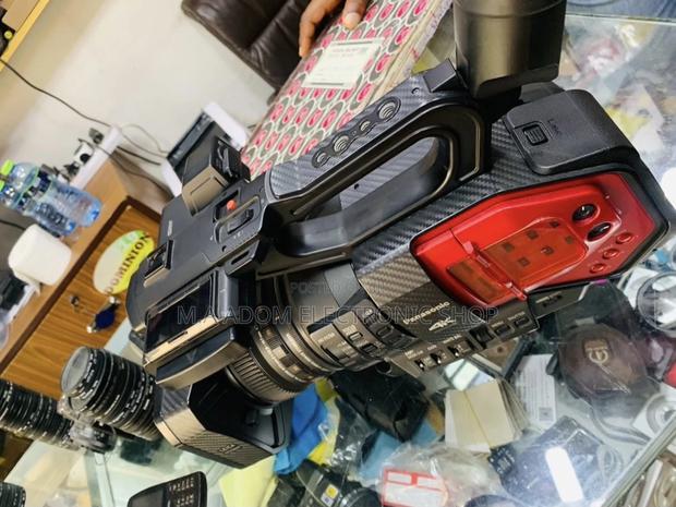 High Quality Panasonic Ag-Dvx200 Uhd Camcorder. · Photo 2