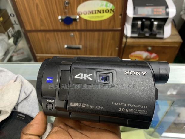 Sony 64GB FDR-AXP35 Camcorder With Built-in Projector,PAL · Photo 2