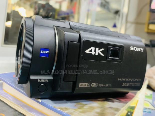 Sleek Design Sony FDR-AXP35 Camcorder. · Photo 2