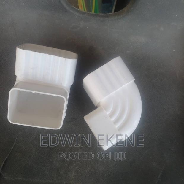 90° Elbow Down Pipe Installation · Photo 3