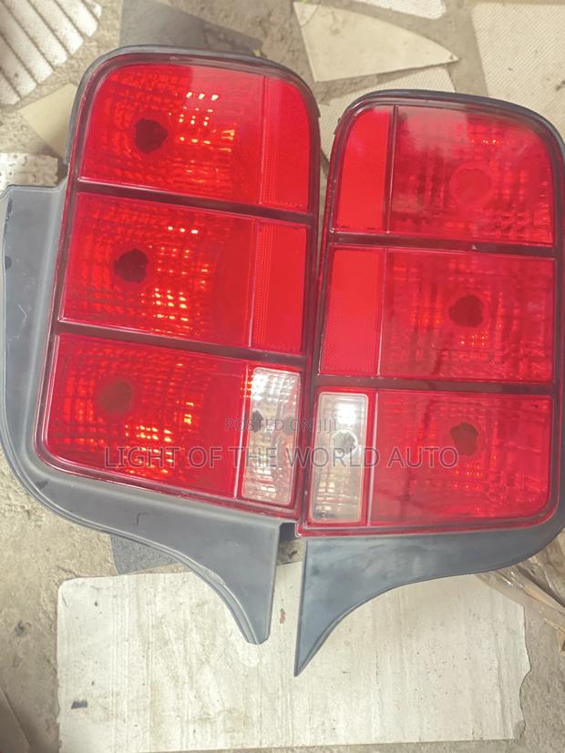 FORD MUSTANG Tail LIGHT 2005 - 2009