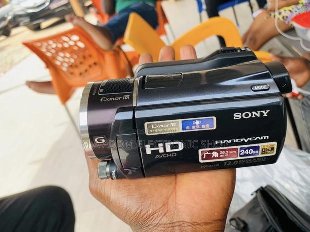 Long Lasting HDR-XR550E 240GB HD Handycampal Camcorder,Black · Photo 2