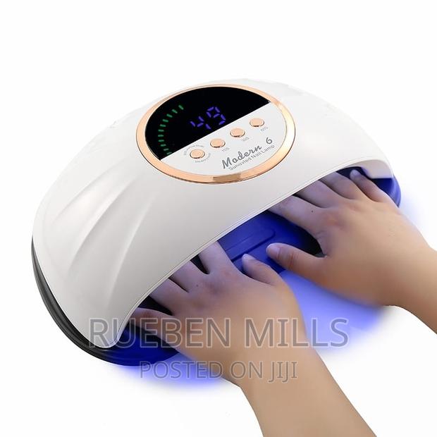 Smart Sensor Hands in Lights on Modern 6 Nail Dryer UV LED · Photo 4