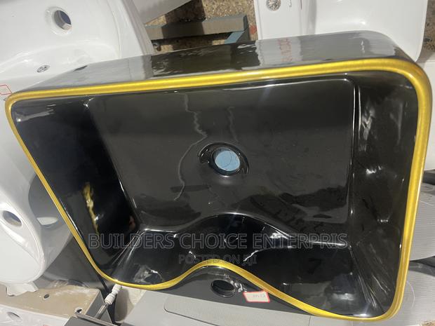 Pedicure Bowl _Counter Top Basin (Black and Gold) · Photo 3
