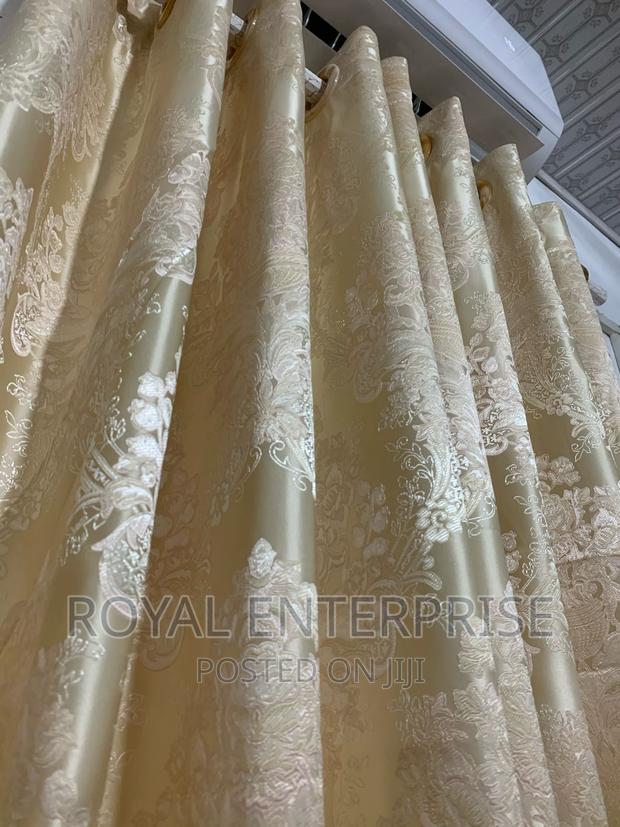 Quality Window Curtains ( Width 4.5 / Length 8.5 Feet ) · Photo 2