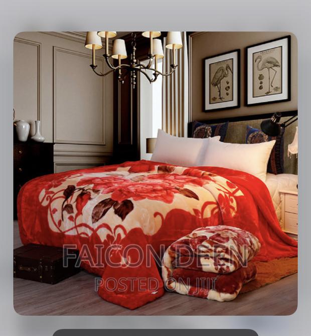 Superb Original Heavy Designer Blankets · Photo 1