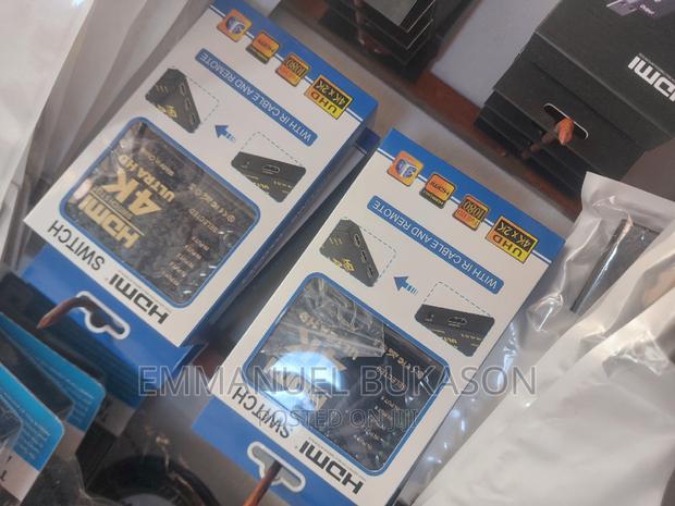 5 in 1 HDMI Switch · Photo 2