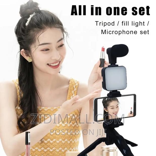 Video Making Kit +: iPhone Connector · Photo 4